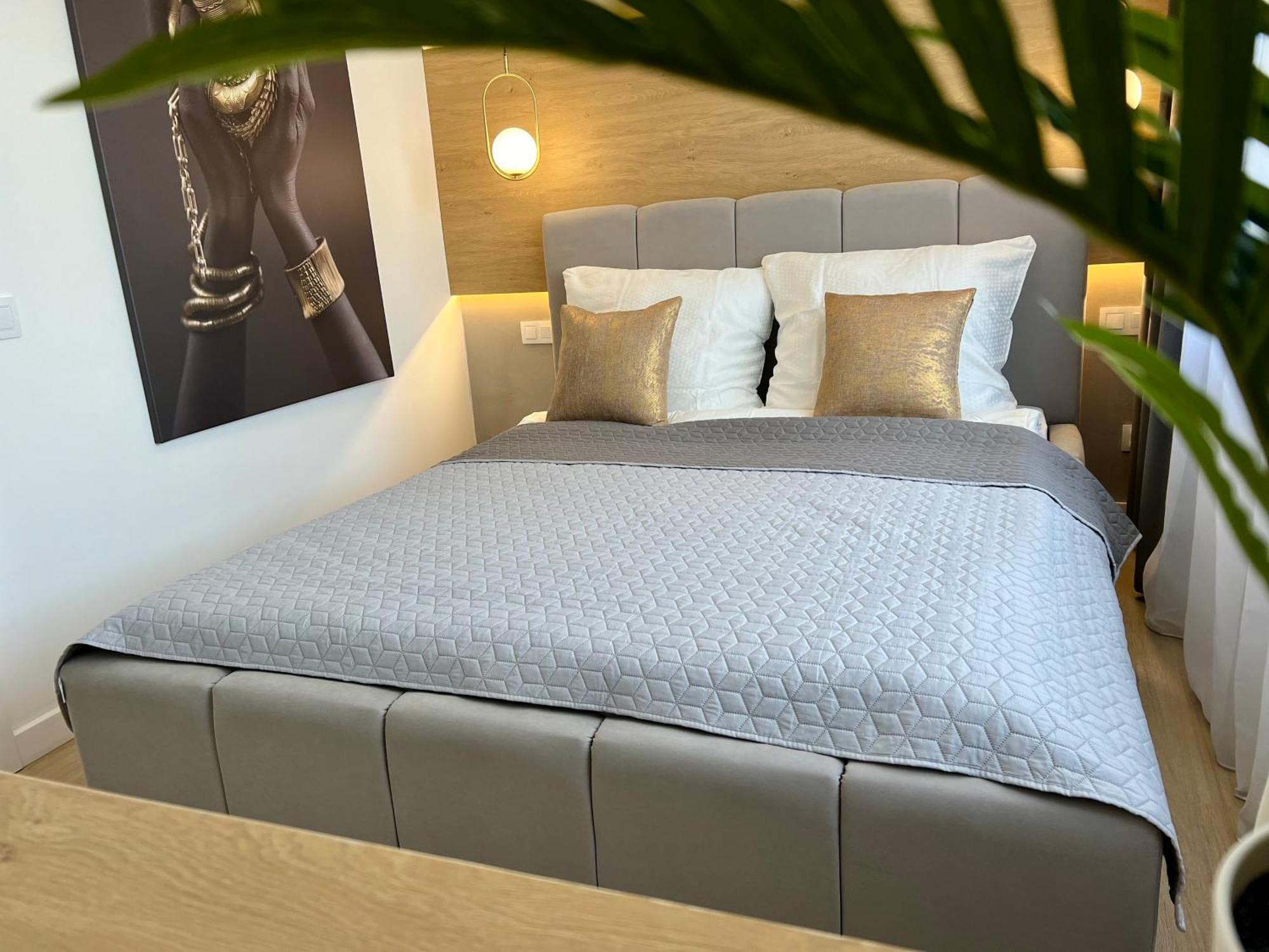 M&S Lux Apartments Kochanowskiego ウッチ エクステリア 写真